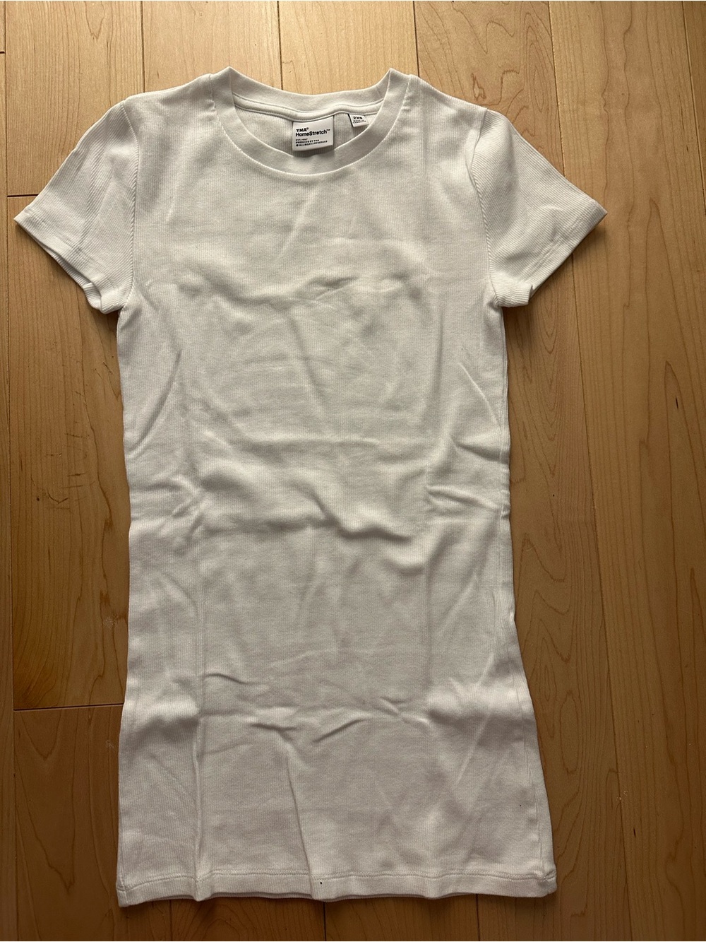 BNWOT- Aritzia TNA HomeStretch Stretch-Rib Crewneck White T-Shirt Long (XXS)